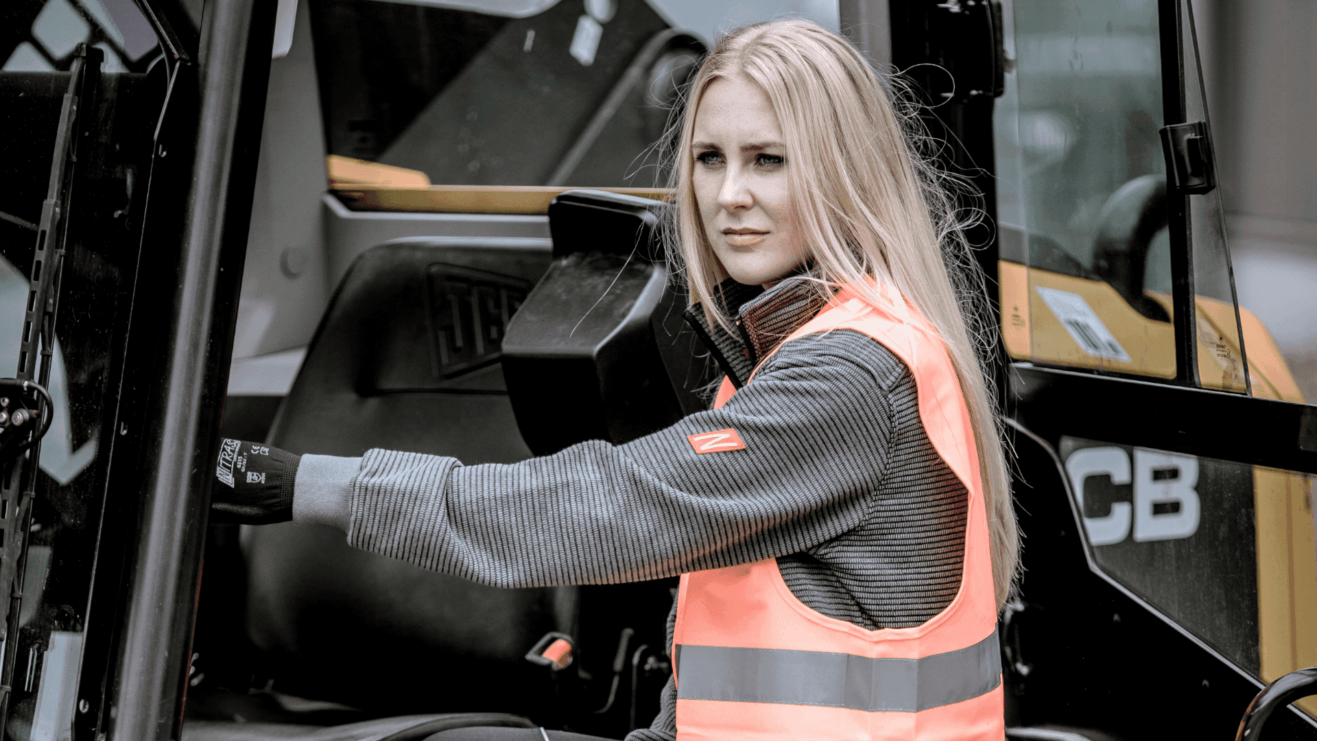 Understanding the Hi-Vis Workwear Safety Standard article cover picture
