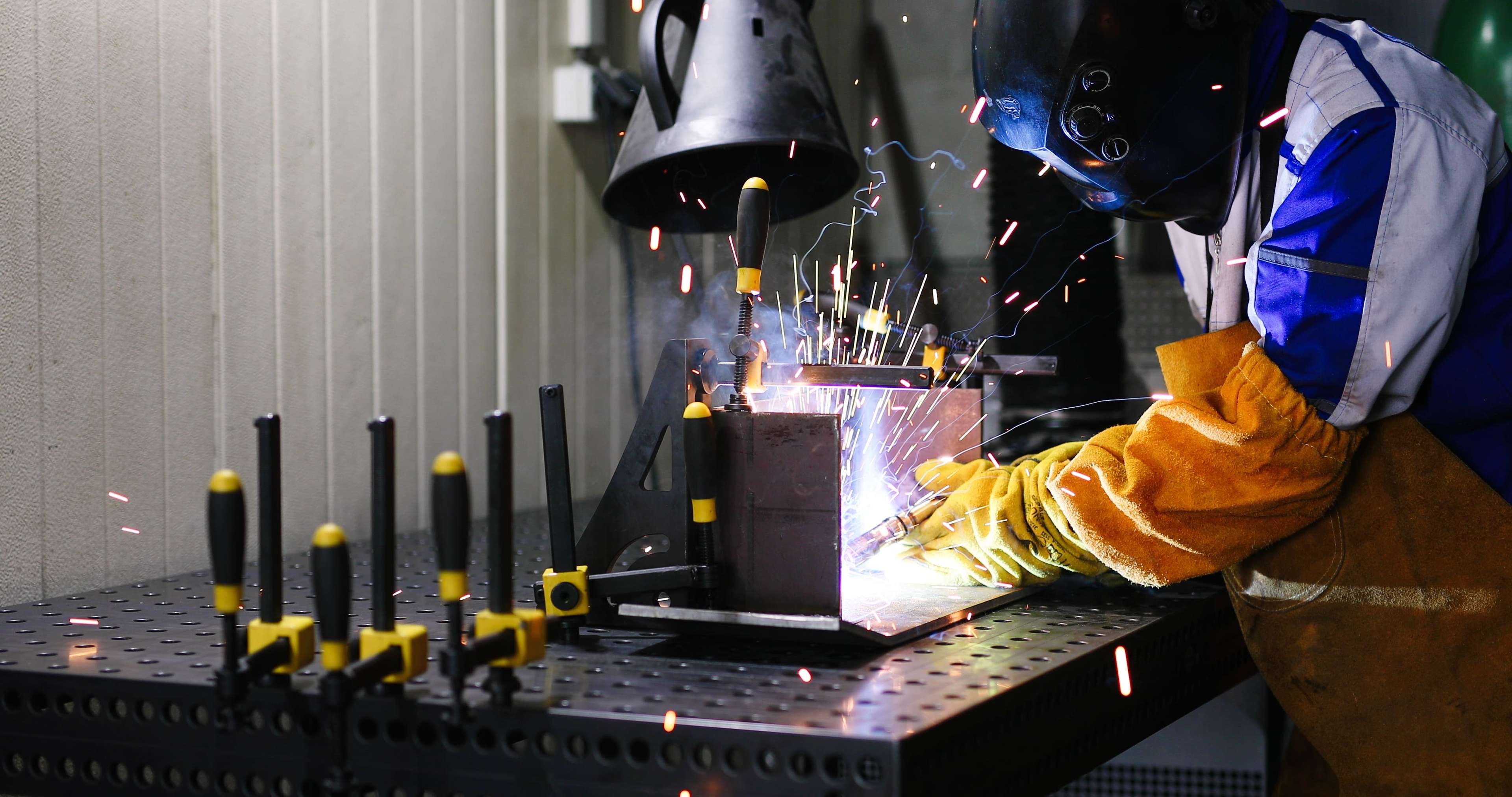 What are the different types of Welding PPE? article cover picture